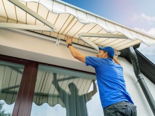 Skilled Technicians Repairing Window Coverings in La Mesa